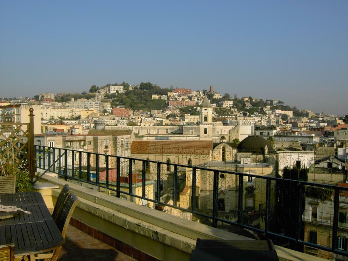 A Wonderful Penthouse In Naples Apartment Exterior photo